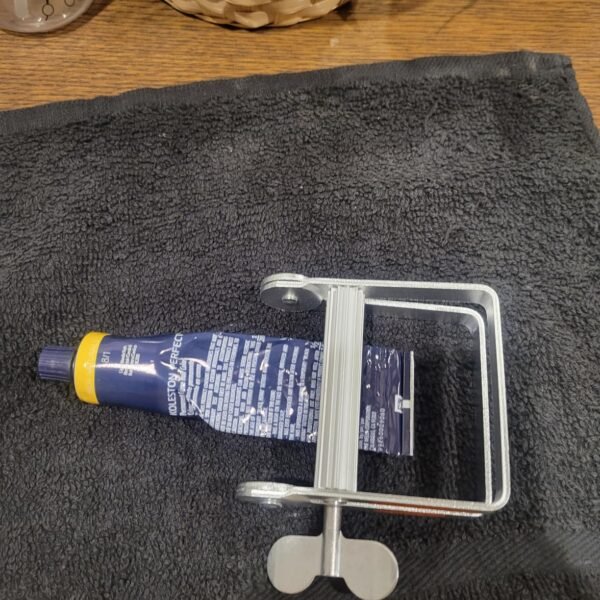 Toothpaste Squeezer